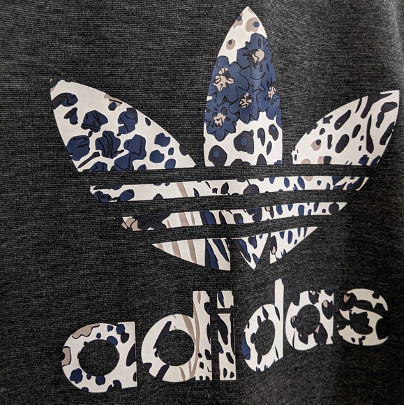 Adidas Grey crop top with long sleeves - Picture 8 of 9